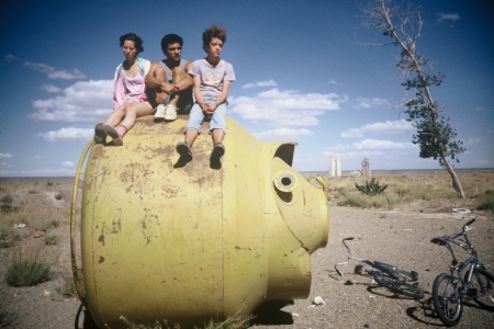 Glue Film Still 04